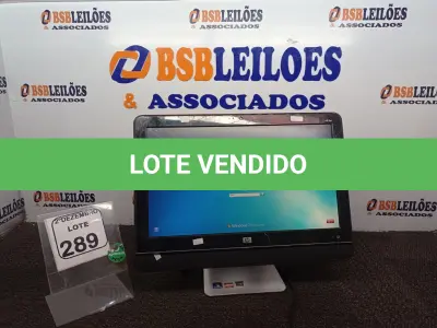 LOTE 289 - 01 ALL IN ONE MARCA HP C/TECLADO E MOUSE. (NO ESTADO) ATENÇÃO! FAZER A VISITAÇÃO ANTES DE ARREMATAR, NÃO SABEMOS SE FUNCIONA. LEILÃO NÃO TEM GARANTIA E NEM DEVOLUÇÃO, SUJEITO A POSSÍVEIS AVARIAS VISÍVEIS/OCULTAS E/OU AUSÊNCIA DE COMPONENTES.