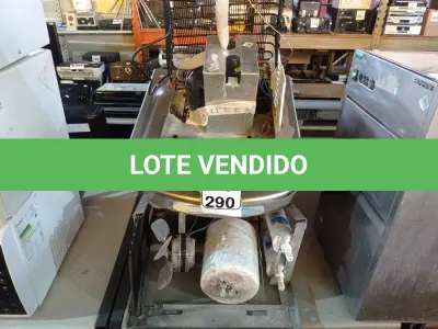 LOTE 290 - 03 SUCATAS DE BEBEDOUROS MARCAS E MODELOS DIVERSOS P/RETIRADA DE PEÇAS. (NO ESTADO) ATENÇÃO! FAZER A VISITAÇÃO ANTES DE ARREMATAR, NÃO SABEMOS SE FUNCIONA. LEILÃO NÃO TEM GARANTIA E NEM DEVOLUÇÃO, SUJEITO A POSSÍVEIS AVARIAS VISÍVEIS/OCULTAS E/OU AUSÊNCIA DE COMPONENTES.