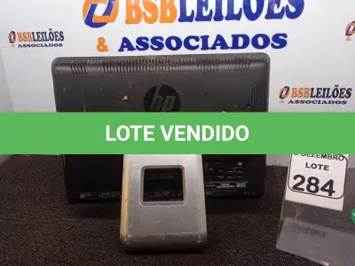 LOTE 284 - 01 ALL IN ONE MARCA HP C/TECLADO E MOUSE. (NO ESTADO) ATENÇÃO! FAZER A VISITAÇÃO ANTES DE ARREMATAR, NÃO SABEMOS SE FUNCIONA. LEILÃO NÃO TEM GARANTIA E NEM DEVOLUÇÃO, SUJEITO A POSSÍVEIS AVARIAS VISÍVEIS/OCULTAS E/OU AUSÊNCIA DE COMPONENTES.