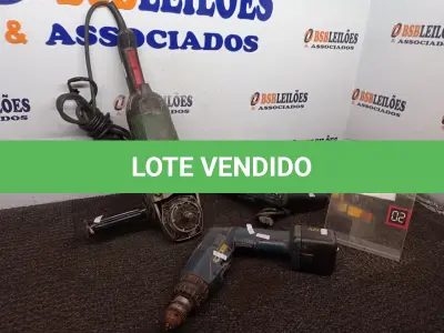 LOTE 110 - 01 PARAFUSADEIRA, 01 FURADEIRA E 01 LIXADEIRA MARCAS E MODELOS DIVERSOS P/RETIRADA DE PEÇAS. (NO ESTADO) ATENÇÃO! FAZER A VISITAÇÃO ANTES DE ARREMATAR, NÃO SABEMOS SE FUNCIONA. LEILÃO NÃO TEM GARANTIA E NEM DEVOLUÇÃO, SUJEITO A POSSÍVEIS AVARIAS VISÍVEIS/OCULTAS E/OU AUSÊNCIA DE COMPONENTES.