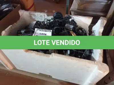 LOTE 072 - 01 LOTE C/GRANDE QUANTIDADE DE FONTES E MATERIAIS DIVERSOS. (NO ESTADO) ATENÇÃO! FAZER A VISITAÇÃO ANTES DE ARREMATAR, NÃO SABEMOS SE FUNCIONA. LEILÃO NÃO TEM GARANTIA E NEM DEVOLUÇÃO, SUJEITO A POSSÍVEIS AVARIAS VISÍVEIS/OCULTAS E/OU AUSÊNCIA DE COMPONENTES.
