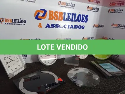 LOTE 247 - 04 BALANÇAS DIGITAIS E 02 RELÓGIOS P/PAREDE MARCAS E MODELOS DIVERSOS. (NO ESTADO) ATENÇÃO! FAZER A VISITAÇÃO ANTES DE ARREMATAR, NÃO SABEMOS SE FUNCIONA. LEILÃO NÃO TEM GARANTIA E NEM DEVOLUÇÃO, SUJEITO A POSSÍVEIS AVARIAS VISÍVEIS/OCULTAS E/OU AUSÊNCIA DE COMPONENTES.