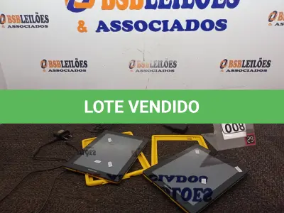 LOTE 008 - 02 TABLETS C/CARREGADOR MARCA POSITIVO. (NO ESTADO) ATENÇÃO! FAZER A VISITAÇÃO ANTES DE ARREMATAR, NÃO SABEMOS SE FUNCIONA. LEILÃO NÃO TEM GARANTIA E NEM DEVOLUÇÃO, SUJEITO A POSSÍVEIS AVARIAS VISÍVEIS/OCULTAS E/OU AUSÊNCIA DE COMPONENTES.
