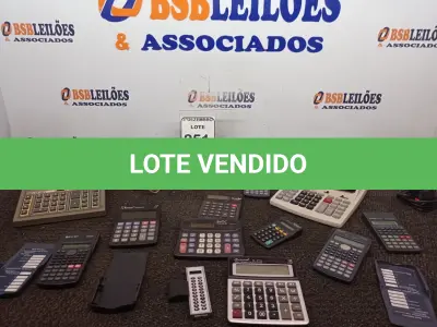 LOTE 251 - 01 LOTE C/VÁRIAS CALCULADORAS MARCAS E MODELOS DIVERSOS. (NO ESTADO) ATENÇÃO! FAZER A VISITAÇÃO ANTES DE ARREMATAR, NÃO SABEMOS SE FUNCIONA. LEILÃO NÃO TEM GARANTIA E NEM DEVOLUÇÃO, SUJEITO A POSSÍVEIS AVARIAS VISÍVEIS/OCULTAS E/OU AUSÊNCIA DE COMPONENTES.