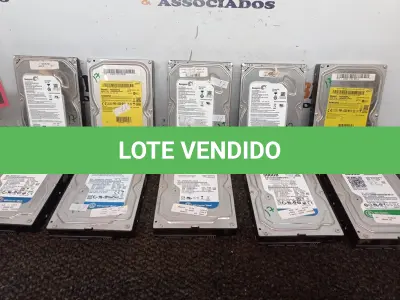 LOTE 108 - 10 HD’S DE 500GB CADA. (NO ESTADO) ATENÇÃO! FAZER A VISITAÇÃO ANTES DE ARREMATAR, NÃO SABEMOS SE FUNCIONA. LEILÃO NÃO TEM GARANTIA E NEM DEVOLUÇÃO, SUJEITO A POSSÍVEIS AVARIAS VISÍVEIS/OCULTAS E/OU AUSÊNCIA DE COMPONENTES.