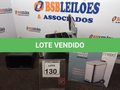 LOTE 130 - 01 LIXEIRA EM INOX COM PEDAL 5L MARCA MOOD. (NO ESTADO) ATENÇÃO! FAZER A VISITAÇÃO ANTES DE ARREMATAR, NÃO SABEMOS SE FUNCIONA. LEILÃO NÃO TEM GARANTIA E NEM DEVOLUÇÃO, SUJEITO A POSSÍVEIS AVARIAS VISÍVEIS/OCULTAS E/OU AUSÊNCIA DE COMPONENTES.