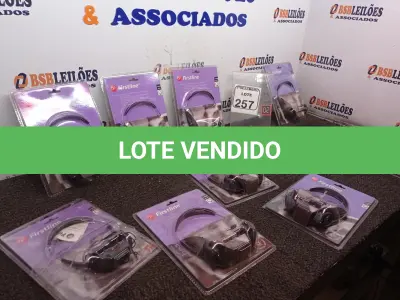 LOTE 257 - 10 FONES DE OUVIDO MARCA FISRTLINE (NOVO). (NO ESTADO) ATENÇÃO! FAZER A VISITAÇÃO ANTES DE ARREMATAR, NÃO SABEMOS SE FUNCIONA. LEILÃO NÃO TEM GARANTIA E NEM DEVOLUÇÃO, SUJEITO A POSSÍVEIS AVARIAS VISÍVEIS/OCULTAS E/OU AUSÊNCIA DE COMPONENTES.