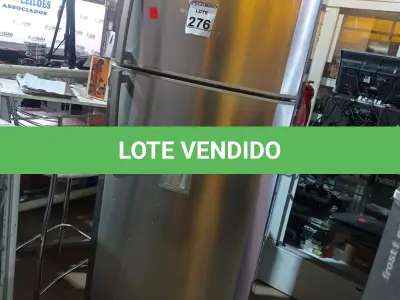 LOTE 276 - 01 GELADEIRA MARCA BOSCH. (NO ESTADO) ATENÇÃO! FAZER A VISITAÇÃO ANTES DE ARREMATAR, NÃO SABEMOS SE FUNCIONA. LEILÃO NÃO TEM GARANTIA E NEM DEVOLUÇÃO, SUJEITO A POSSÍVEIS AVARIAS VISÍVEIS/OCULTAS E/OU AUSÊNCIA DE COMPONENTES.