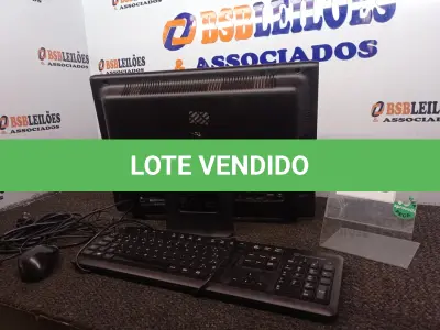 LOTE 390 - 01 ALL IN ONE MARCA HP C/TECLADO E MOUSE. (NO ESTADO) ATENÇÃO! FAZER A VISITAÇÃO ANTES DE ARREMATAR, NÃO SABEMOS SE FUNCIONA. LEILÃO NÃO TEM GARANTIA E NEM DEVOLUÇÃO, SUJEITO A POSSÍVEIS AVARIAS VISÍVEIS/OCULTAS E/OU AUSÊNCIA DE COMPONENTES.