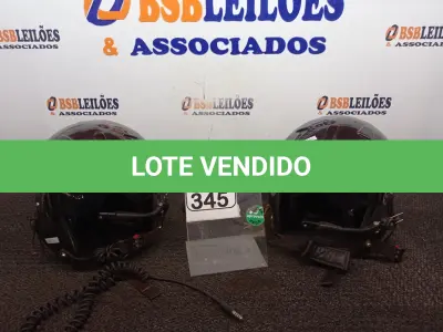 LOTE 345 - 02 CAPACETES PARA MOTO NA COR PRETA. (NO ESTADO) ATENÇÃO! FAZER A VISITAÇÃO ANTES DE ARREMATAR, NÃO SABEMOS SE FUNCIONA. LEILÃO NÃO TEM GARANTIA E NEM DEVOLUÇÃO, SUJEITO A POSSÍVEIS AVARIAS VISÍVEIS/OCULTAS E/OU AUSÊNCIA DE COMPONENTES.