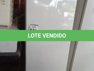 LOTE 573 - 01 GELADEIRA MARCA CONSUL 220V. (NO ESTADO) ATENÇÃO! FAZER A VISITAÇÃO ANTES DE ARREMATAR, NÃO SABEMOS SE FUNCIONA. LEILÃO NÃO TEM GARANTIA E NEM DEVOLUÇÃO, SUJEITO A POSSÍVEIS AVARIAS VISÍVEIS/OCULTAS E/OU AUSÊNCIA DE COMPONENTES.