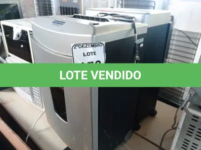 LOTE 453 - 02 FRAGMENTADORAS DE PAPEL MARCAS E MODELOS DIVERSOS. (NO ESTADO) ATENÇÃO! FAZER A VISITAÇÃO ANTES DE ARREMATAR, NÃO SABEMOS SE FUNCIONA. LEILÃO NÃO TEM GARANTIA E NEM DEVOLUÇÃO, SUJEITO A POSSÍVEIS AVARIAS VISÍVEIS/OCULTAS E/OU AUSÊNCIA DE COMPONENTES.