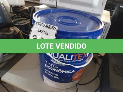 LOTE 382 - 01 GALÃO DE TINTA MARCA QUALITEX. (NO ESTADO) ATENÇÃO! FAZER A VISITAÇÃO ANTES DE ARREMATAR, NÃO SABEMOS SE FUNCIONA. LEILÃO NÃO TEM GARANTIA E NEM DEVOLUÇÃO, SUJEITO A POSSÍVEIS AVARIAS VISÍVEIS/OCULTAS E/OU AUSÊNCIA DE COMPONENTES.