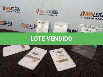 LOTE 396 - 05 TABLETS MARCAS E MODELOS DIVERSOS P/RETIRADA DE PEÇAS. (NO ESTADO) ATENÇÃO! FAZER A VISITAÇÃO ANTES DE ARREMATAR, NÃO SABEMOS SE FUNCIONA. LEILÃO NÃO TEM GARANTIA E NEM DEVOLUÇÃO, SUJEITO A POSSÍVEIS AVARIAS VISÍVEIS/OCULTAS E/OU AUSÊNCIA DE COMPONENTES.