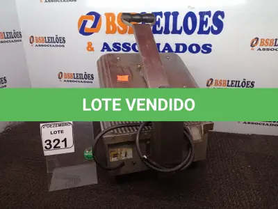 LOTE 321 - 01 SANDUICHEIRA ELÉTRICA INDUSTRIAL EM INOX. (NO ESTADO) ATENÇÃO! FAZER A VISITAÇÃO ANTES DE ARREMATAR, NÃO SABEMOS SE FUNCIONA. LEILÃO NÃO TEM GARANTIA E NEM DEVOLUÇÃO, SUJEITO A POSSÍVEIS AVARIAS VISÍVEIS/OCULTAS E/OU AUSÊNCIA DE COMPONENTES.