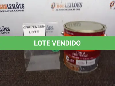 LOTE 340 - 01 LATA DE TINTA COR BRILHANTE PLATINA MARCA SUVINIL 3,6L P/MADEIRAS E METAIS. (NO ESTADO) ATENÇÃO! FAZER A VISITAÇÃO ANTES DE ARREMATAR, NÃO SABEMOS SE FUNCIONA. LEILÃO NÃO TEM GARANTIA E NEM DEVOLUÇÃO, SUJEITO A POSSÍVEIS AVARIAS VISÍVEIS/OCULTAS E/OU AUSÊNCIA DE COMPONENTES.