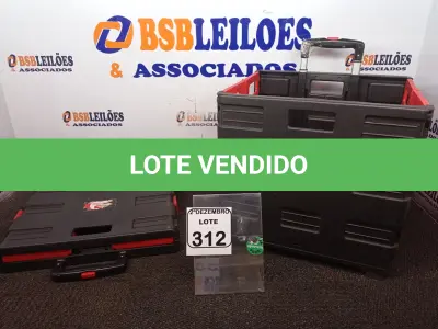 LOTE 312 - 02 CARRINHOS DOBRÁVEIS P/TRANSPORTE DE PLÁSTICO. (NO ESTADO) ATENÇÃO! FAZER A VISITAÇÃO ANTES DE ARREMATAR, NÃO SABEMOS SE FUNCIONA. LEILÃO NÃO TEM GARANTIA E NEM DEVOLUÇÃO, SUJEITO A POSSÍVEIS AVARIAS VISÍVEIS/OCULTAS E/OU AUSÊNCIA DE COMPONENTES.