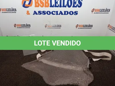 LOTE 410 - 01 AVENTAL P/AÇOUGUEIRO. (NO ESTADO) ATENÇÃO! FAZER A VISITAÇÃO ANTES DE ARREMATAR, NÃO SABEMOS SE FUNCIONA. LEILÃO NÃO TEM GARANTIA E NEM DEVOLUÇÃO, SUJEITO A POSSÍVEIS AVARIAS VISÍVEIS/OCULTAS E/OU AUSÊNCIA DE COMPONENTES.