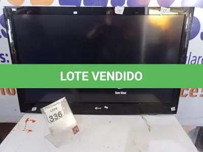 LOTE 336 - 01 TV 42” MARCA LG. (NO ESTADO) ATENÇÃO! FAZER A VISITAÇÃO ANTES DE ARREMATAR, NÃO SABEMOS SE FUNCIONA. LEILÃO NÃO TEM GARANTIA E NEM DEVOLUÇÃO, SUJEITO A POSSÍVEIS AVARIAS VISÍVEIS/OCULTAS E/OU AUSÊNCIA DE COMPONENTES.