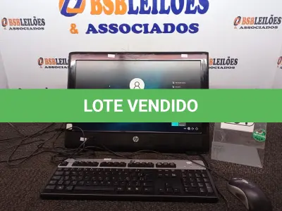 LOTE 391 - 01 ALL IN ONE MARCA HP C/TECLADO E MOUSE. (NO ESTADO) ATENÇÃO! FAZER A VISITAÇÃO ANTES DE ARREMATAR, NÃO SABEMOS SE FUNCIONA. LEILÃO NÃO TEM GARANTIA E NEM DEVOLUÇÃO, SUJEITO A POSSÍVEIS AVARIAS VISÍVEIS/OCULTAS E/OU AUSÊNCIA DE COMPONENTES.