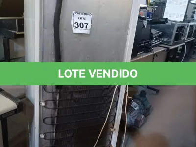 LOTE 307 - 01 GELADEIRA MARCA CONTINENTAL 220V. (NO ESTADO) ATENÇÃO! FAZER A VISITAÇÃO ANTES DE ARREMATAR, NÃO SABEMOS SE FUNCIONA. LEILÃO NÃO TEM GARANTIA E NEM DEVOLUÇÃO, SUJEITO A POSSÍVEIS AVARIAS VISÍVEIS/OCULTAS E/OU AUSÊNCIA DE COMPONENTES.