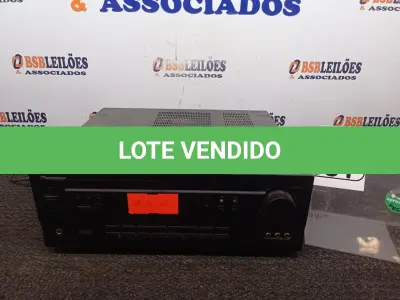 LOTE 381 - 01 RECEIVER MODELO VSXD508 MARCA PIONEER. (NO ESTADO) ATENÇÃO! FAZER A VISITAÇÃO ANTES DE ARREMATAR, NÃO SABEMOS SE FUNCIONA. LEILÃO NÃO TEM GARANTIA E NEM DEVOLUÇÃO, SUJEITO A POSSÍVEIS AVARIAS VISÍVEIS/OCULTAS E/OU AUSÊNCIA DE COMPONENTES.
