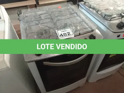 LOTE 482 - 01 FOGÃO A GÁS 04 BOCAS MARCA ELECTROLUX. (NO ESTADO) ATENÇÃO! FAZER A VISITAÇÃO ANTES DE ARREMATAR, NÃO SABEMOS SE FUNCIONA. LEILÃO NÃO TEM GARANTIA E NEM DEVOLUÇÃO, SUJEITO A POSSÍVEIS AVARIAS VISÍVEIS/OCULTAS E/OU AUSÊNCIA DE COMPONENTES.