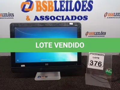 LOTE 376 - 01 ALL IN ONE MARCA HP C/TECLADO E MOUSE. (NO ESTADO) ATENÇÃO! FAZER A VISITAÇÃO ANTES DE ARREMATAR, NÃO SABEMOS SE FUNCIONA. LEILÃO NÃO TEM GARANTIA E NEM DEVOLUÇÃO, SUJEITO A POSSÍVEIS AVARIAS VISÍVEIS/OCULTAS E/OU AUSÊNCIA DE COMPONENTES.
