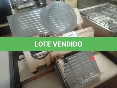 LOTE 351 - 01 CORTADOR DE FRIOS MARCA FILIZOLA. (NO ESTADO) ATENÇÃO! FAZER A VISITAÇÃO ANTES DE ARREMATAR, NÃO SABEMOS SE FUNCIONA. LEILÃO NÃO TEM GARANTIA E NEM DEVOLUÇÃO, SUJEITO A POSSÍVEIS AVARIAS VISÍVEIS/OCULTAS E/OU AUSÊNCIA DE COMPONENTES.