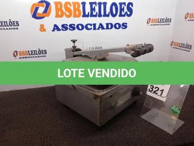 LOTE 321 - 01 SANDUICHEIRA ELÉTRICA INDUSTRIAL EM INOX. (NO ESTADO) ATENÇÃO! FAZER A VISITAÇÃO ANTES DE ARREMATAR, NÃO SABEMOS SE FUNCIONA. LEILÃO NÃO TEM GARANTIA E NEM DEVOLUÇÃO, SUJEITO A POSSÍVEIS AVARIAS VISÍVEIS/OCULTAS E/OU AUSÊNCIA DE COMPONENTES.
