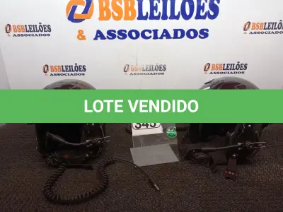 LOTE 345 - 02 CAPACETES PARA MOTO NA COR PRETA. (NO ESTADO) ATENÇÃO! FAZER A VISITAÇÃO ANTES DE ARREMATAR, NÃO SABEMOS SE FUNCIONA. LEILÃO NÃO TEM GARANTIA E NEM DEVOLUÇÃO, SUJEITO A POSSÍVEIS AVARIAS VISÍVEIS/OCULTAS E/OU AUSÊNCIA DE COMPONENTES.