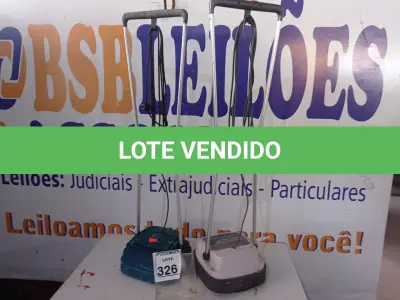 LOTE 326 - 02 ENCERADEIRAS ANTIGAS MARCA ELECTROLUX. (NO ESTADO) ATENÇÃO! FAZER A VISITAÇÃO ANTES DE ARREMATAR, NÃO SABEMOS SE FUNCIONA. LEILÃO NÃO TEM GARANTIA E NEM DEVOLUÇÃO, SUJEITO A POSSÍVEIS AVARIAS VISÍVEIS/OCULTAS E/OU AUSÊNCIA DE COMPONENTES.