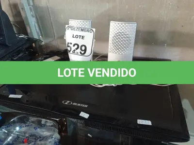 LOTE 529 - 01 TV MARCA BUSTER C/FONTE FUNCIONANDO E 01 PAR DE CAIXAS DE SOM P/PC. (NO ESTADO) ATENÇÃO! FAZER A VISITAÇÃO ANTES DE ARREMATAR, NÃO SABEMOS SE FUNCIONA. LEILÃO NÃO TEM GARANTIA E NEM DEVOLUÇÃO, SUJEITO A POSSÍVEIS AVARIAS VISÍVEIS/OCULTAS E/OU AUSÊNCIA DE COMPONENTES.