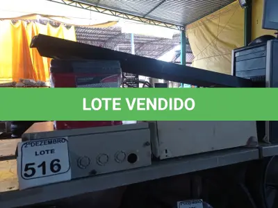 LOTE 516 - 01 BATERIA AUTOMOTIVA, 01 QUADRO ELÉTRICO, 01 SUCATA DE NOBREAK E UMA RÉGUA. (NO ESTADO) ATENÇÃO! FAZER A VISITAÇÃO ANTES DE ARREMATAR, NÃO SABEMOS SE FUNCIONA. LEILÃO NÃO TEM GARANTIA E NEM DEVOLUÇÃO, SUJEITO A POSSÍVEIS AVARIAS VISÍVEIS/OCULTAS E/OU AUSÊNCIA DE COMPONENTES.