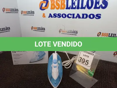 LOTE 395 - 01 FERRO A VAPOR P/ PASSAR ROUPAS MARCA ELECTROLUX COR BRANCA C/AZUL (NOVO). (NO ESTADO) ATENÇÃO! FAZER A VISITAÇÃO ANTES DE ARREMATAR, NÃO SABEMOS SE FUNCIONA. LEILÃO NÃO TEM GARANTIA E NEM DEVOLUÇÃO, SUJEITO A POSSÍVEIS AVARIAS VISÍVEIS/OCULTAS E/OU AUSÊNCIA DE COMPONENTES.