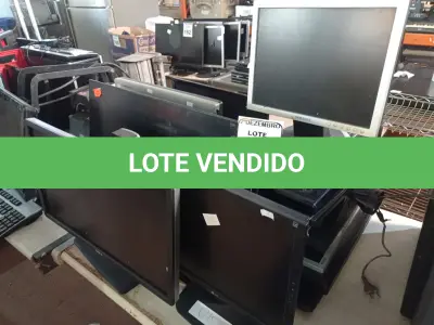 LOTE 316 - 12 MONITORES LCD MARCAS E MODELOS DIVERSOS P/RETIRADA DE PEÇAS. (NO ESTADO) ATENÇÃO! FAZER A VISITAÇÃO ANTES DE ARREMATAR, NÃO SABEMOS SE FUNCIONA. LEILÃO NÃO TEM GARANTIA E NEM DEVOLUÇÃO, SUJEITO A POSSÍVEIS AVARIAS VISÍVEIS/OCULTAS E/OU AUSÊNCIA DE COMPONENTES.
