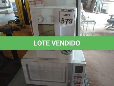 LOTE 572 - 01 PURIFICADOR DE ÁGUA MARCA FOFT E 01 MICROONDAS MARCA BRASTEMP. (NO ESTADO) ATENÇÃO! FAZER A VISITAÇÃO ANTES DE ARREMATAR, NÃO SABEMOS SE FUNCIONA. LEILÃO NÃO TEM GARANTIA E NEM DEVOLUÇÃO, SUJEITO A POSSÍVEIS AVARIAS VISÍVEIS/OCULTAS E/OU AUSÊNCIA DE COMPONENTES.