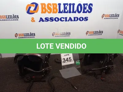 LOTE 345 - 02 CAPACETES PARA MOTO NA COR PRETA. (NO ESTADO) ATENÇÃO! FAZER A VISITAÇÃO ANTES DE ARREMATAR, NÃO SABEMOS SE FUNCIONA. LEILÃO NÃO TEM GARANTIA E NEM DEVOLUÇÃO, SUJEITO A POSSÍVEIS AVARIAS VISÍVEIS/OCULTAS E/OU AUSÊNCIA DE COMPONENTES.