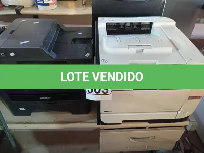 LOTE 303 - 02 IMPRESSORAS MARCAS E MODELOS DIVERSOS SENDO UMA MULTIFUNCIONAL. (NO ESTADO) ATENÇÃO! FAZER A VISITAÇÃO ANTES DE ARREMATAR, NÃO SABEMOS SE FUNCIONA. LEILÃO NÃO TEM GARANTIA E NEM DEVOLUÇÃO, SUJEITO A POSSÍVEIS AVARIAS VISÍVEIS/OCULTAS E/OU AUSÊNCIA DE COMPONENTES.