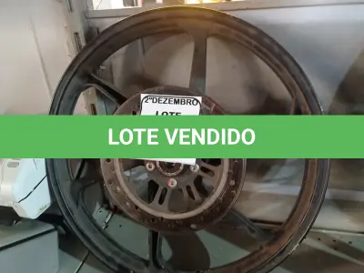LOTE 524 - 01 RODA P/MOTO ARO “18. PARA HONDA 150 E 160 CILINDRADAS. (NO ESTADO) ATENÇÃO! FAZER A VISITAÇÃO ANTES DE ARREMATAR, NÃO SABEMOS SE FUNCIONA. LEILÃO NÃO TEM GARANTIA E NEM DEVOLUÇÃO, SUJEITO A POSSÍVEIS AVARIAS VISÍVEIS/OCULTAS E/OU AUSÊNCIA DE COMPONENTES.