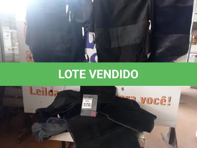 LOTE 370 - 01 LOTE C/VÁRIOS TAPETES E CAPAS DE BANCO VEICULAR. (NO ESTADO) ATENÇÃO! FAZER A VISITAÇÃO ANTES DE ARREMATAR, NÃO SABEMOS SE FUNCIONA. LEILÃO NÃO TEM GARANTIA E NEM DEVOLUÇÃO, SUJEITO A POSSÍVEIS AVARIAS VISÍVEIS/OCULTAS E/OU AUSÊNCIA DE COMPONENTES.