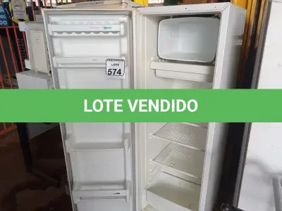 LOTE 574 - 01 GELADEIRA MARCA CONSUL 220V. (NO ESTADO) ATENÇÃO! FAZER A VISITAÇÃO ANTES DE ARREMATAR, NÃO SABEMOS SE FUNCIONA. LEILÃO NÃO TEM GARANTIA E NEM DEVOLUÇÃO, SUJEITO A POSSÍVEIS AVARIAS VISÍVEIS/OCULTAS E/OU AUSÊNCIA DE COMPONENTES.