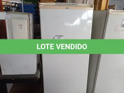 LOTE 573 - 01 GELADEIRA MARCA CONSUL 220V. (NO ESTADO) ATENÇÃO! FAZER A VISITAÇÃO ANTES DE ARREMATAR, NÃO SABEMOS SE FUNCIONA. LEILÃO NÃO TEM GARANTIA E NEM DEVOLUÇÃO, SUJEITO A POSSÍVEIS AVARIAS VISÍVEIS/OCULTAS E/OU AUSÊNCIA DE COMPONENTES.