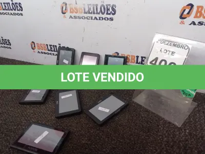 LOTE 400 - 07 GPS MARCAS E MODELOS DIVERSOS. (NO ESTADO) ATENÇÃO! FAZER A VISITAÇÃO ANTES DE ARREMATAR, NÃO SABEMOS SE FUNCIONA. LEILÃO NÃO TEM GARANTIA E NEM DEVOLUÇÃO, SUJEITO A POSSÍVEIS AVARIAS VISÍVEIS/OCULTAS E/OU AUSÊNCIA DE COMPONENTES.