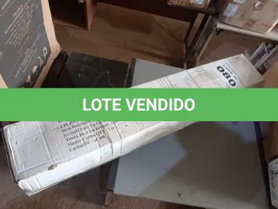 LOTE 080 - 01 - TENDA GAZEBO 2 X 2 MTS DOBRÁVEL SANFONADA RETRÁTIL FÁCIL AZUL (NO ESTADO, NÃO SABEMOS SE FUNCIONA. LEILÃO NÃO TEM GARANTIA E NEM DEVOLUÇÃO, SUJEITO A POSSÍVEIS AVARIAS VISÍVEIS/OCULTAS E/OU AUSÊNCIA DE COMPONENTES)
