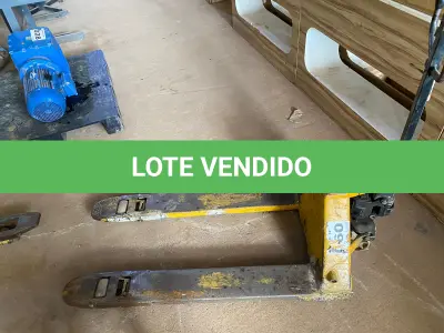 LOTE 060 - 01 - PALETEIRA HIDRÁULICA MANUAL (NO ESTADO, NÃO SABEMOS SE FUNCIONA. LEILÃO NÃO TEM GARANTIA E NEM DEVOLUÇÃO, SUJEITO A POSSÍVEIS AVARIAS VISÍVEIS/OCULTAS E/OU AUSÊNCIA DE COMPONENTES)
