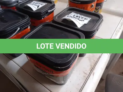 LOTE 085 - 02. BALDES DE ADITIVO IMPERMEABILIZANTE P/PAREDE EXTERNA MARCA SUVINIL 3,6L CADA (NO ESTADO, NÃO SABEMOS SE FUNCIONA. LEILÃO NÃO TEM GARANTIA E NEM DEVOLUÇÃO, SUJEITO A POSSÍVEIS AVARIAS VISÍVEIS/OCULTAS E/OU AUSÊNCIA DE COMPONENTES)