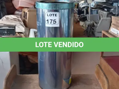 LOTE 175 - 01 LIXEIRA EM INOX TAMANHO G MARCA PURIMAX (NO ESTADO, NÃO SABEMOS SE FUNCIONA. LEILÃO NÃO TEM GARANTIA E NEM DEVOLUÇÃO, SUJEITO A POSSÍVEIS AVARIAS VISÍVEIS/OCULTAS E/OU AUSÊNCIA DE COMPONENTES)