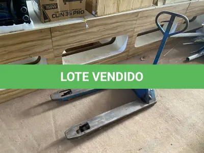 LOTE 021 - 01 - PALETEIRA HIDRÁULICA MANUAL (NO ESTADO, NÃO SABEMOS SE FUNCIONA. LEILÃO NÃO TEM GARANTIA E NEM DEVOLUÇÃO, SUJEITO A POSSÍVEIS AVARIAS VISÍVEIS/OCULTAS E/OU AUSÊNCIA DE COMPONENTES)