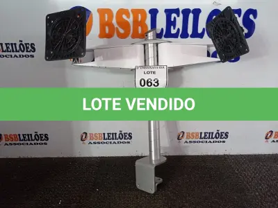 LOTE 063 - 01 SUPORTE PARA MONITOR (MONITOR STAND). (NO ESTADO EM QUE SE ENCONTRA. SUJEITO A AVARIAS OCULTAS/VISÍVEIS.)